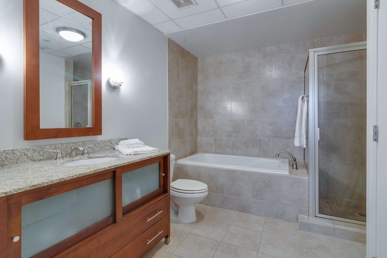 Bluebird Suites Near Autozone Park Мемфис Екстериор снимка