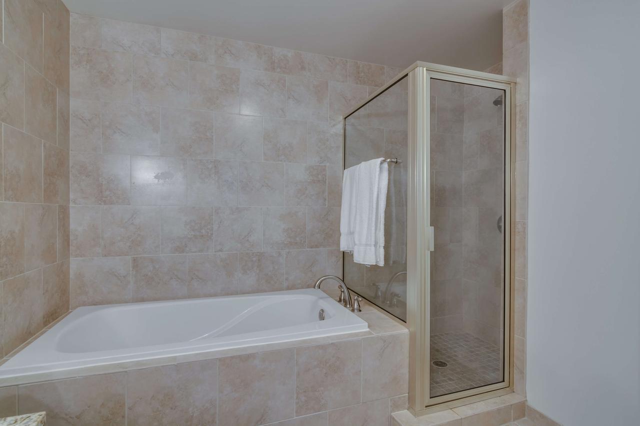 Bluebird Suites Near Autozone Park Мемфис Екстериор снимка