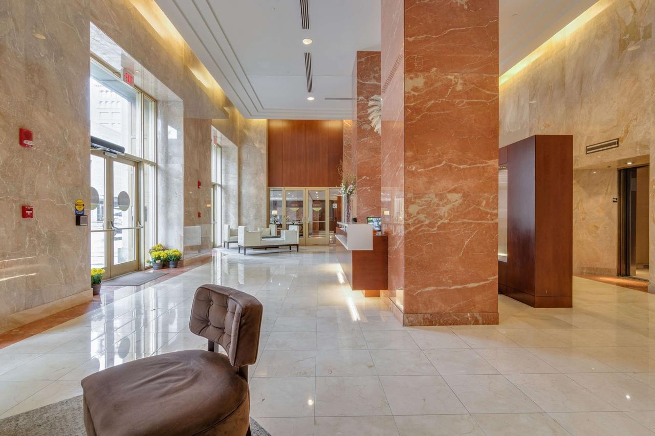 Bluebird Suites Near Autozone Park Мемфис Екстериор снимка