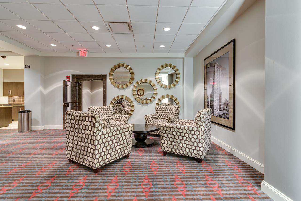 Bluebird Suites Near Autozone Park Мемфис Екстериор снимка